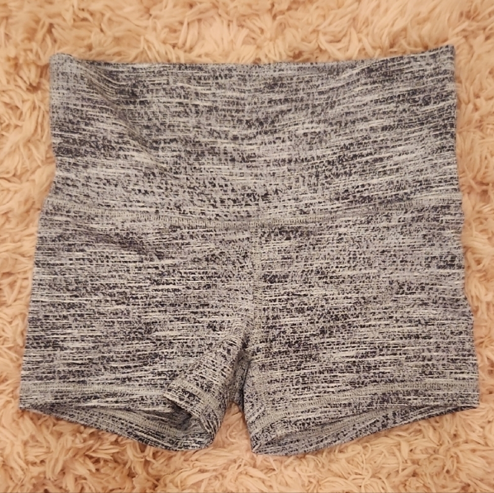 Girls Lululemon Ivivva Shorts